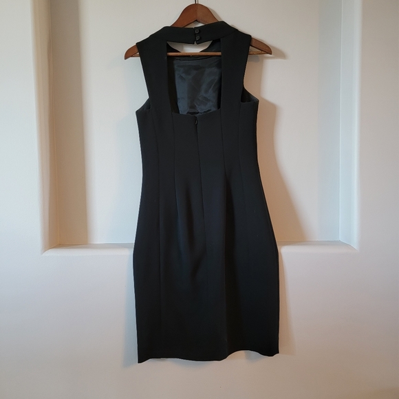Sandra Augelazzi LBD. Size 32 US 2. High neck with cut out back. - Picture 2 of 7